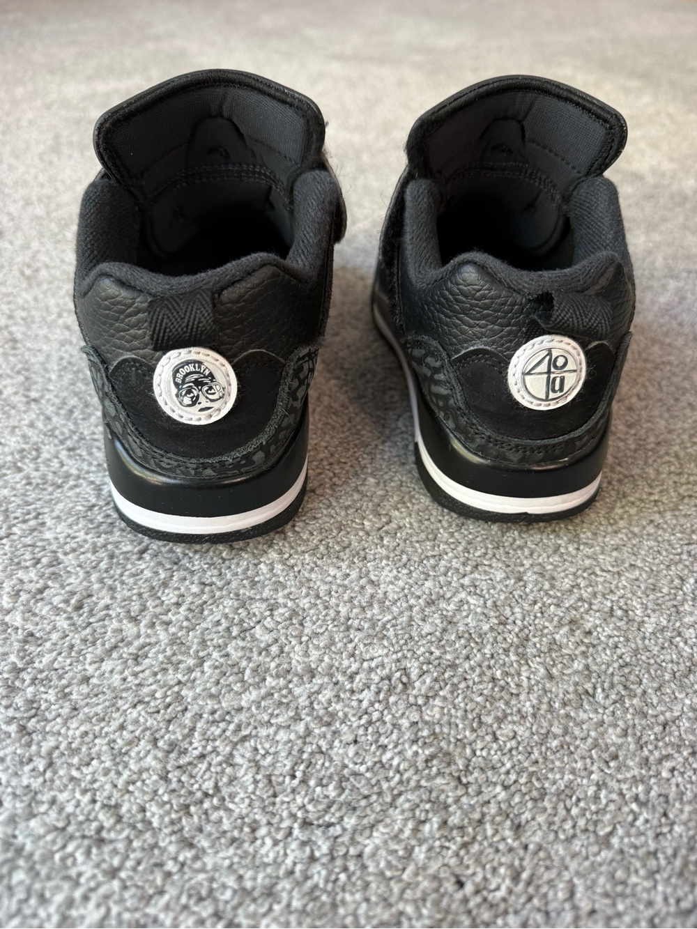 Boys Nike Jordan sneakers size 13